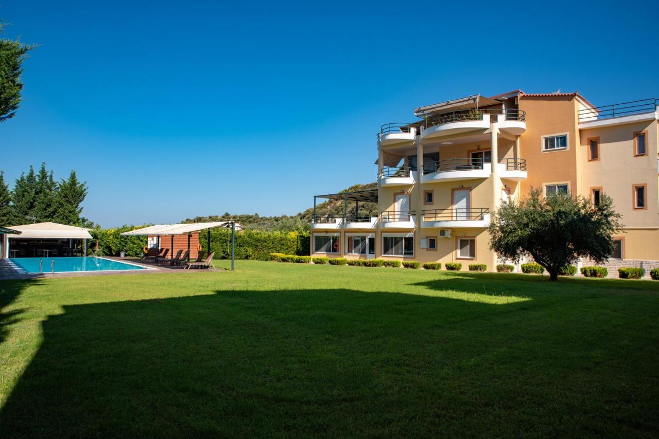 Anilio Plaza Aparthotel Zacharo Exterior photo