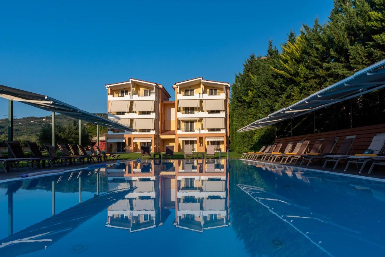 Anilio Plaza Aparthotel Zacharo Exterior photo
