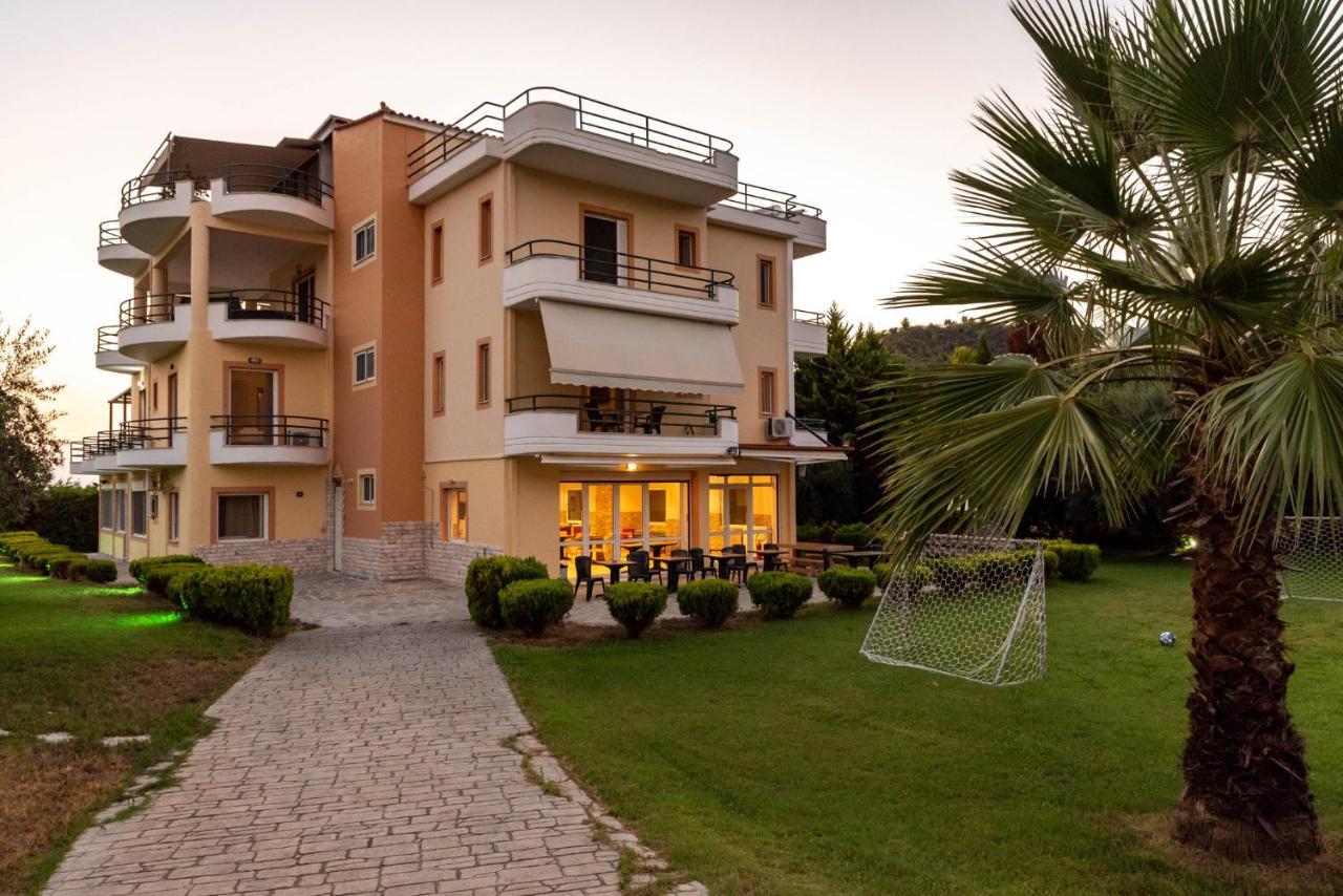 Anilio Plaza Aparthotel Zacharo Exterior photo
