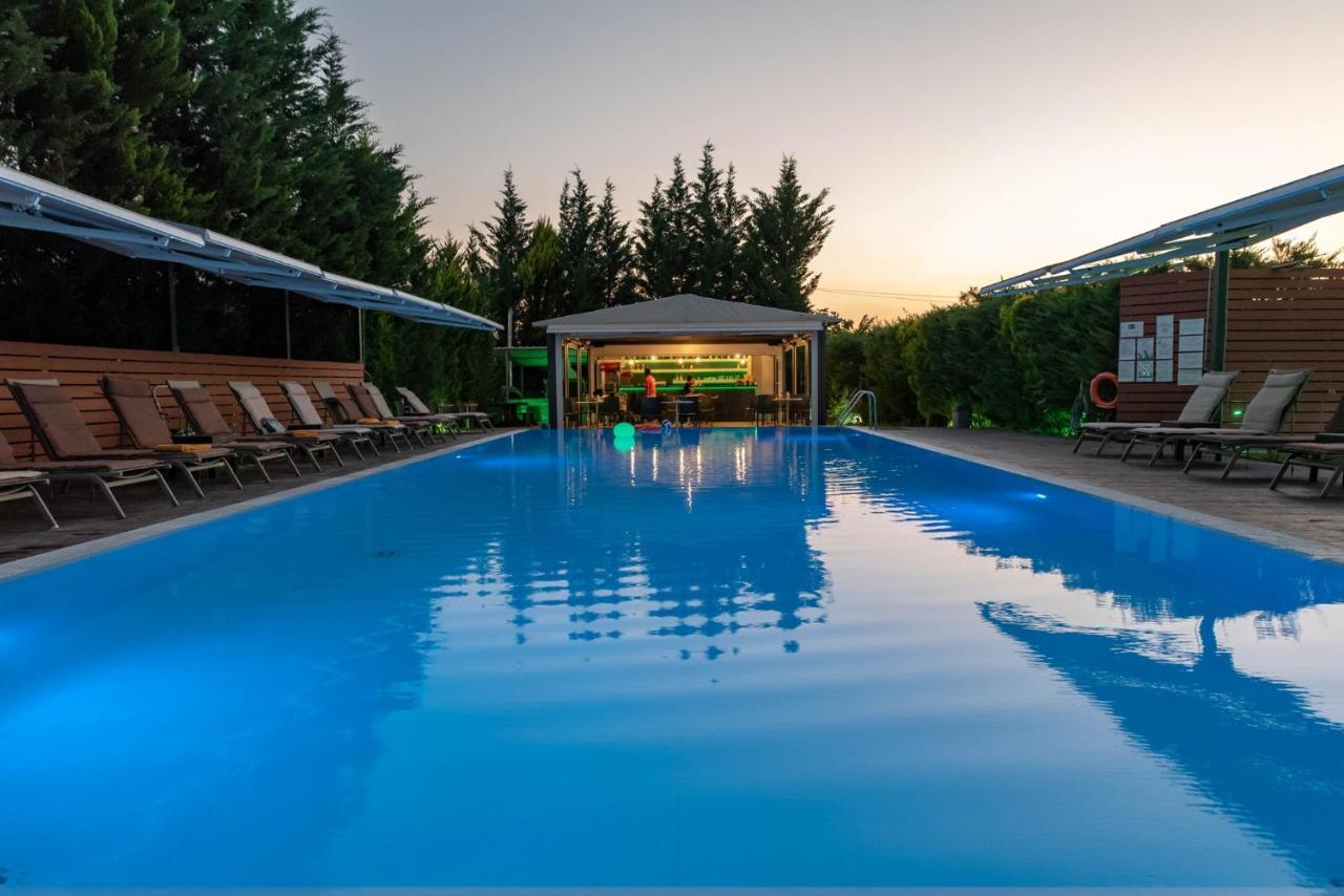 Anilio Plaza Aparthotel Zacharo Exterior photo