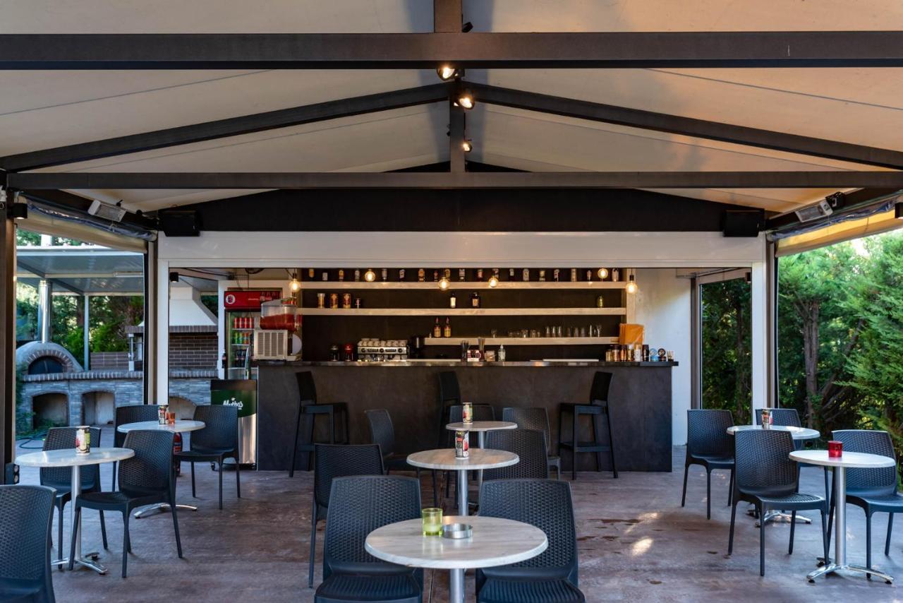 Anilio Plaza Aparthotel Zacharo Exterior photo