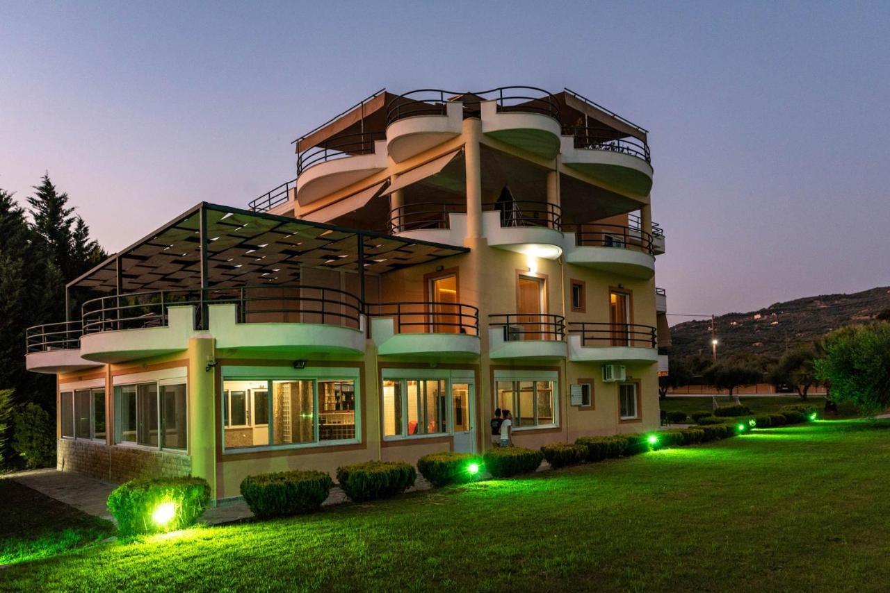 Anilio Plaza Aparthotel Zacharo Exterior photo